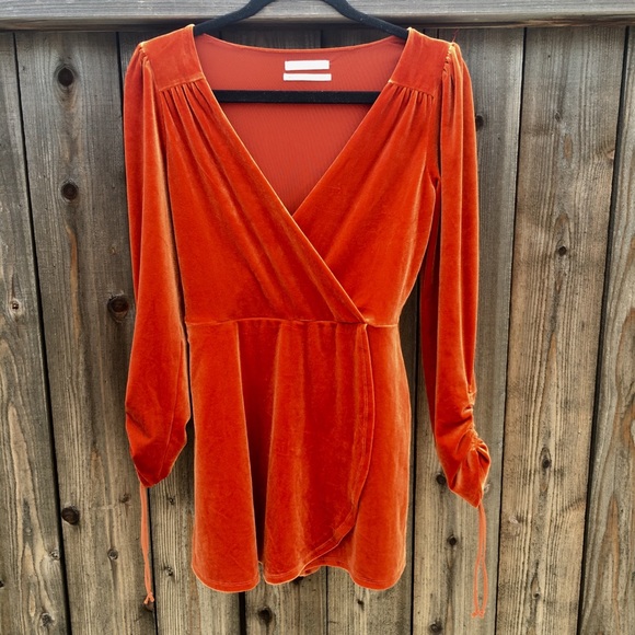 Urban Outfitters Dresses & Skirts - Urban Outfitter Velvet Midi Dress-Romper Med Boho